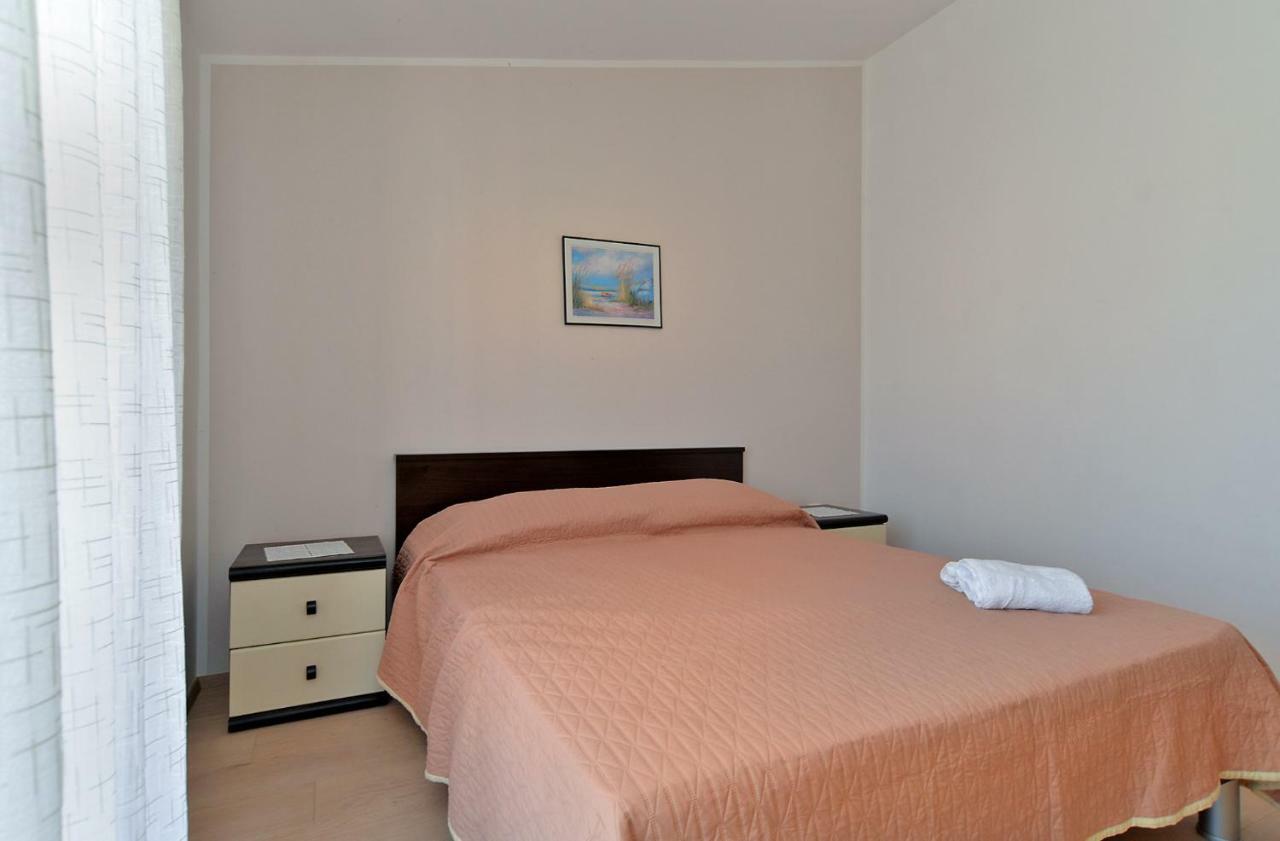 Apartment Gracijela 827 Medulin Bagian luar foto