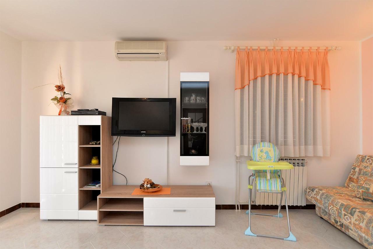 Apartment Gracijela 827 Medulin Bagian luar foto